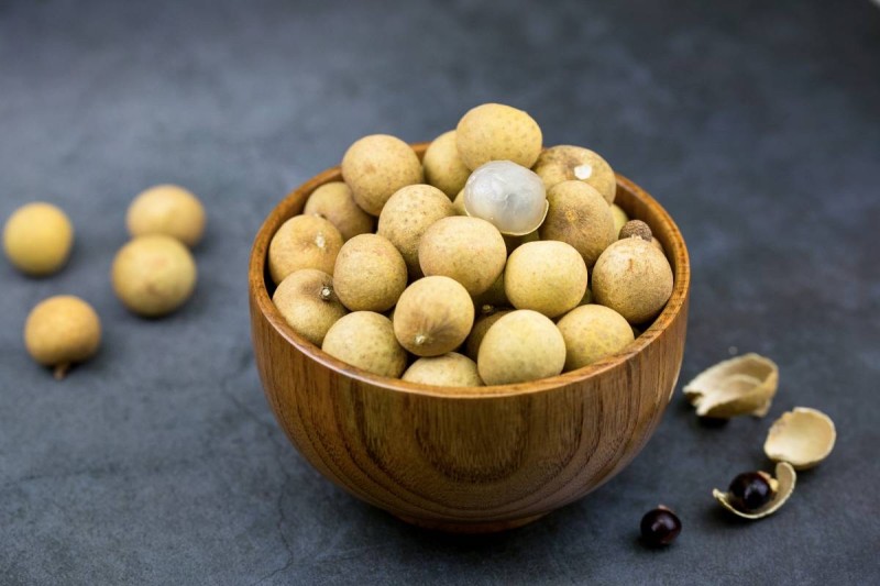 Longan Wine The method of making longan wine is very delicious, and the method of making fruit wine ceiling is as follows: 1