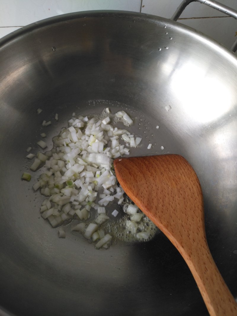 Recipe for cream of mushroom soup: 6